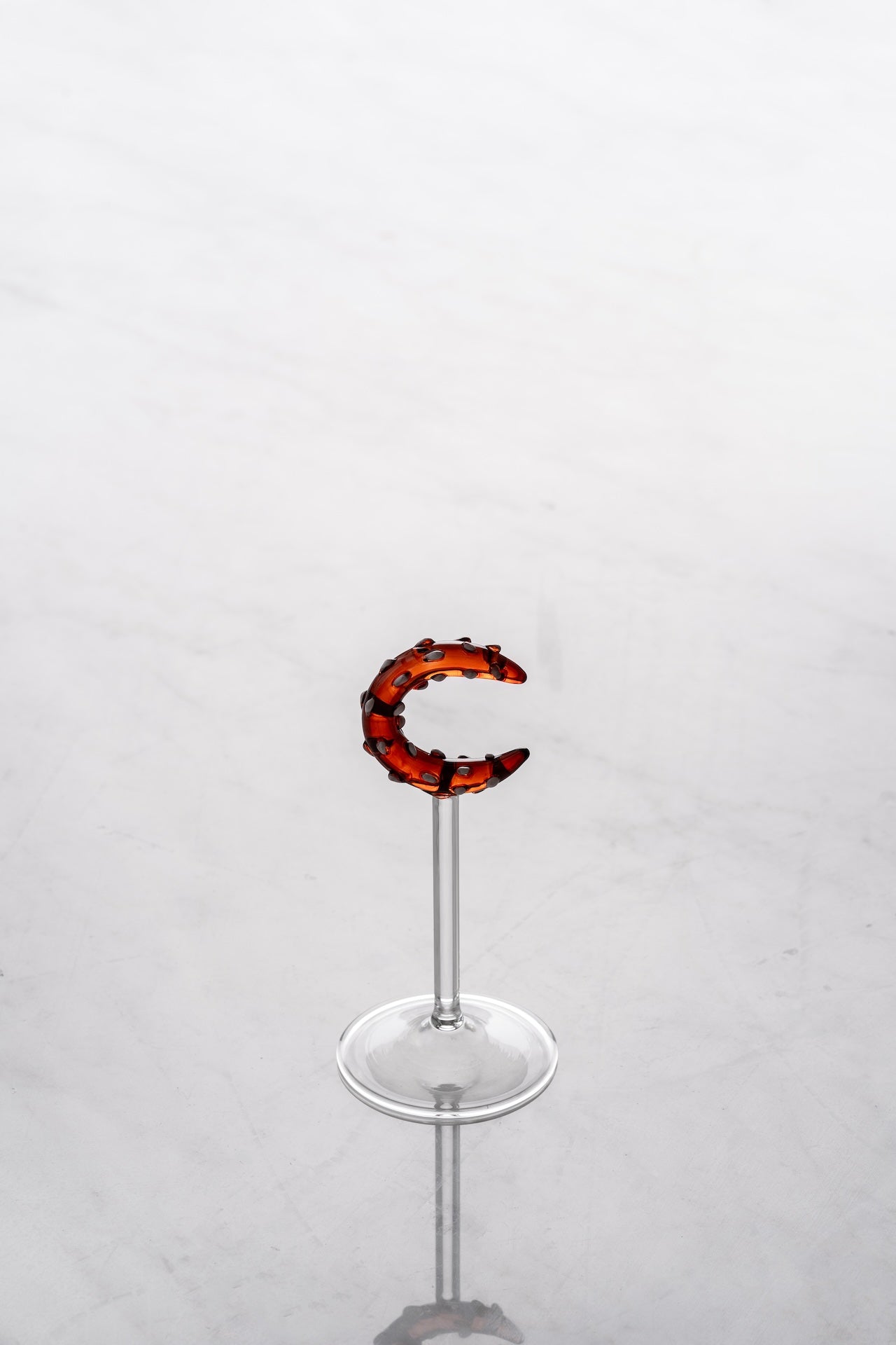 Moon Stand - Small - Brown